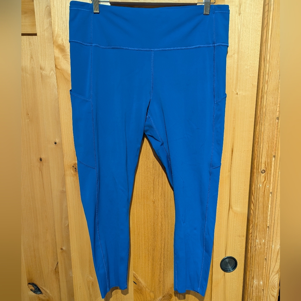 Lululemon Royal Blue High Rise Leggings Size 16 Pockets Fast and Free